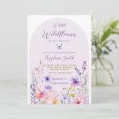 Invitation Purple Wildflower Garden Floral Baby Douche (Debout devant)