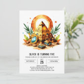 Invitation Pyramides Boho en or égyptien Anniversaire (Debout devant)