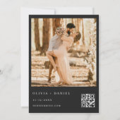 Invitation QR Code Crest Black & White Photo Mariage moderne (Dos)