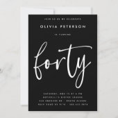 Invitation Quarante | Blanc moderne sur Noir 40e fête d'anniv (Devant)