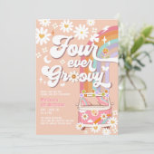 Invitation Quatre ans pour toujours groovy Daisy Rainbow Hipp (Debout devant)