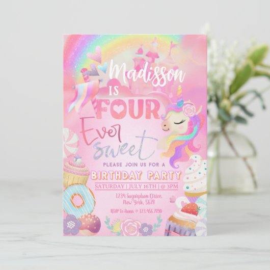 Invitation Quatre jamais Sweet Unicorn Donut Sweet 4e (Debout devant)