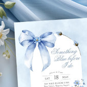 Invitation Quelque chose de Blue Bow et Fête des mariées Fleu
