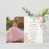 Invitation Quinceañera Blush Rose Rose Floral Butterfly Photo (Debout devant)
