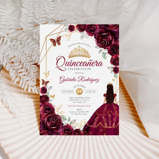 Invitation Quinceanera Burgundy Robe Florale Or