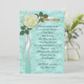 Invitation Quinceanera Dentelle d'invitation et rose blanche (Debout devant)