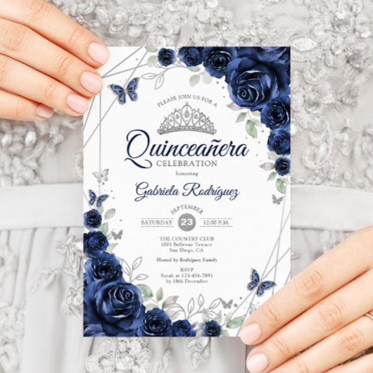 Invitation Quinceanera florale d'argent de la marine