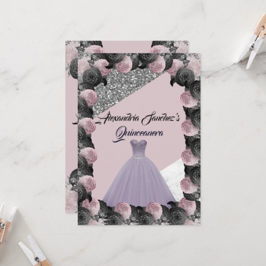 Invitation Quinceanera florale de Parties scintillant violet  (Devant/Arrière en situation)