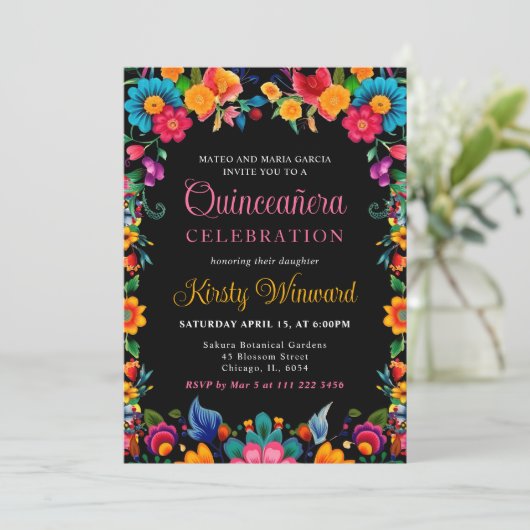 Invitation Quinceanera noire florale mexicaine (Debout devant)