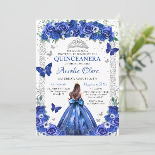 Invitation Quinceañera Roses Bleues Fleurs Princesse Papillon (Debout devant)