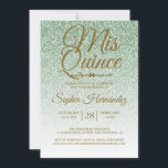 Invitation Quinceañera Sage Parties scintillant verte 15e ann<br><div class="desc">Une parties scintillant verte moderne et glamour à l'ombre design Quinceañera 15 anniversaire d'invitation présente le texte "Mis Quince" en faux or chic script calligraphie manuscrite. Parfait invitation à la fête du 15ème anniversaire pour une Quinceañera glamour, parfait pour elle, la fashionista qui aime motif moderne, étincelant, luxe et glamour....</div>