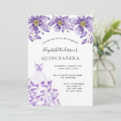Invitation Quinceanera violet robe blanche floral élégant (Debout devant)