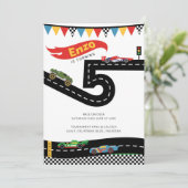 Invitation Race Car fête d'anniversaire (Debout devant)