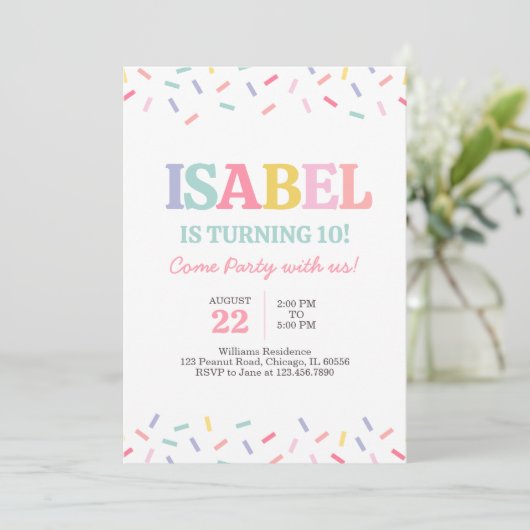 Invitation Rainbow Sweets Sprinkings Anniversaire (Debout devant)