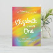 Invitation Rainbow Tie Dye 1er anniversaire pour les enfants (Debout devant)