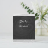 Invitation Rainy Sky Grey et le Monogramme noir (Debout devant)