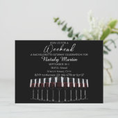 Invitation Rangée de verres à vin avec vin rouge sur noir. (Debout devant)