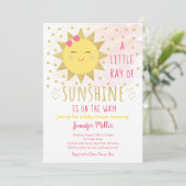 Invitation Ray Of Sunshine Baby shower Rose & Or (Debout devant)