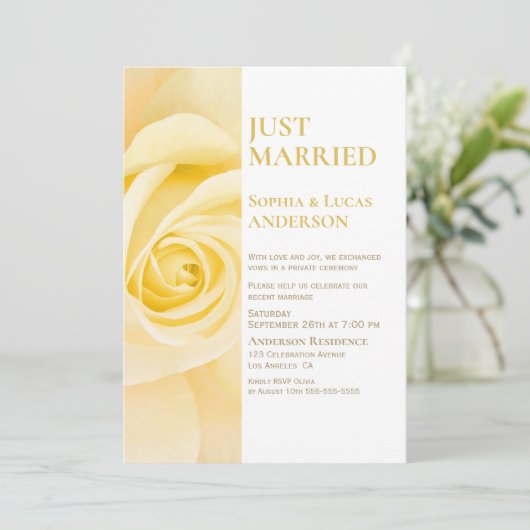 Invitation Réception de mariage avec une rose jaune mariée (Debout devant)