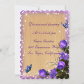 Invitation Réception de mariage florale violette en bois rust (Devant)