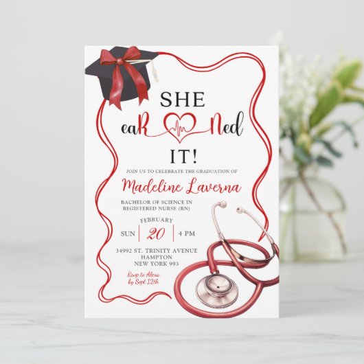 Invitation Red Coquette Nurse Graduation (Debout devant)