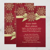 Invitation Red Damask Snowflakes Gold Ribbon Wedding Inviter (Devant / Derrière)