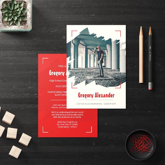 Invitation Red Edgy Abstrait Brushstroke Photo Graduation