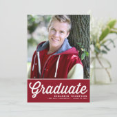 Invitation Red Retro Bold Typographie Photo Graduation (Debout devant)