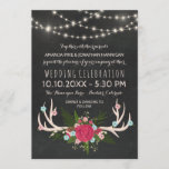 Invitation Red Rose Antlers - Mariage Rustic Chalkboard<br><div class="desc">Un faire-part de mariage en damier rustique avec des bois de cerfs dessinés à la main et décorés de fleurs, comme des roses, des trèfles et la respiration des bébés, et de la verdure comme la fougère et d'autres feuilles. Entre les bois fleuris et les rangées de lumières à cordes...</div>