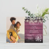 Invitation Red Wood String Lights Jars Verdure Mariage photo (Debout devant)
