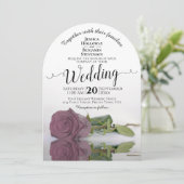 Invitation Reflet Mauve Rose Rose Élégant Mariage (Debout devant)