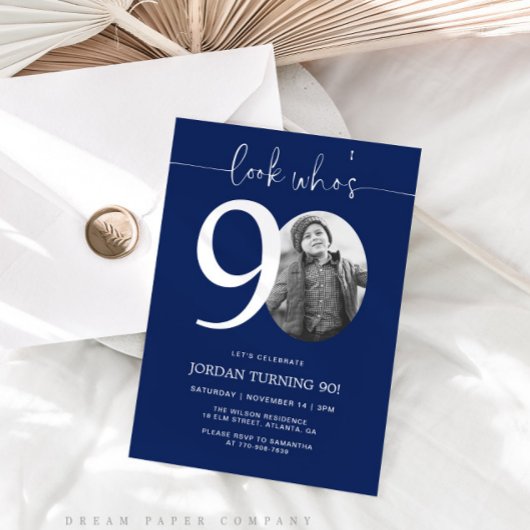 Invitation Regardez qui a 90 ans | 90e anniversaire Invitatio