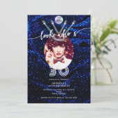 Invitation Regardez qui est 30 moderne Disco Retro Photo Anni (Debout devant)