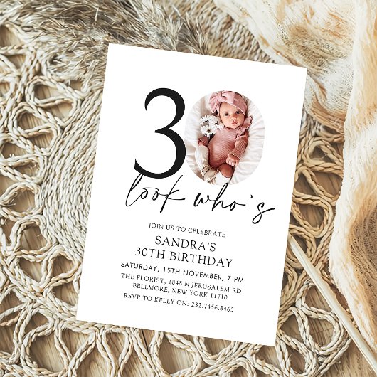 Invitation Regardez qui est 30 Photo simple moderne 30e anniv