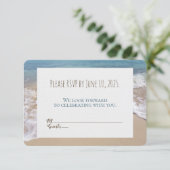 Invitation réponse de mariage - cœurs de plage dans le sable (Debout devant)