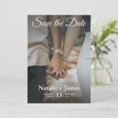 Invitation Réservez la date (Debout devant)