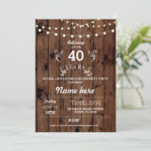 Invitation retiré rustique d'acclamations en bois (Debout devant)