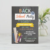 Invitation Retour À L'École Fête Enseignant Chalkboard Fun In (Debout devant)