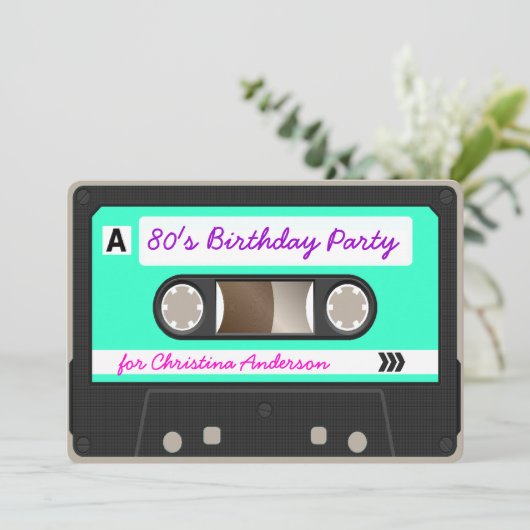 Invitation Retro 80s Cassette Bande Anniversaire Fête Invitat (Debout devant)