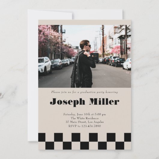 Invitation Retro À damiers Arch Diplôme photo intemporel (Dos)