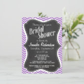 Invitation Retro Chalkboard; Deep Lilac Chevron (Debout devant)