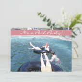 Invitation Retro Cinties Piscine Party Vintage maillot de bai (Debout devant)