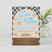 Invitation Retro Cool Five est une ambiance garçons fête d'an (Debout devant)