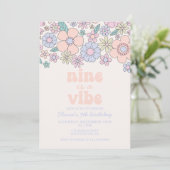 Invitation Retro Floral Nine est un Vibe 9e anniversaire (Debout devant)