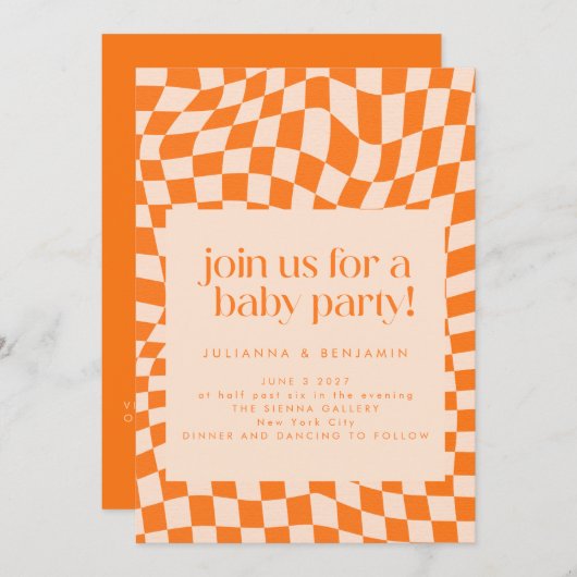 Invitation Retro Orange Abstrait Checkerboard Baby (Devant / Derrière)
