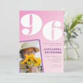 Invitation Retro Photo rose 96e anniversaire (Debout devant)