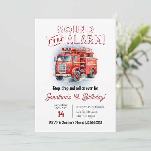 Invitation Retro Red Sound the Alarm Fire Truck Anniversaire (Debout devant)