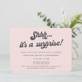 Invitation Retro Script Blush Pink Surprise Retirement Party (Debout devant)
