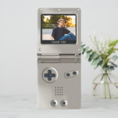Invitation Retro Silver Console de Jeux Portable II Anniversa (Debout devant)