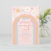 Invitation Retro Sweet Sassy Six Rainbow 6e anniversaire (Debout devant)